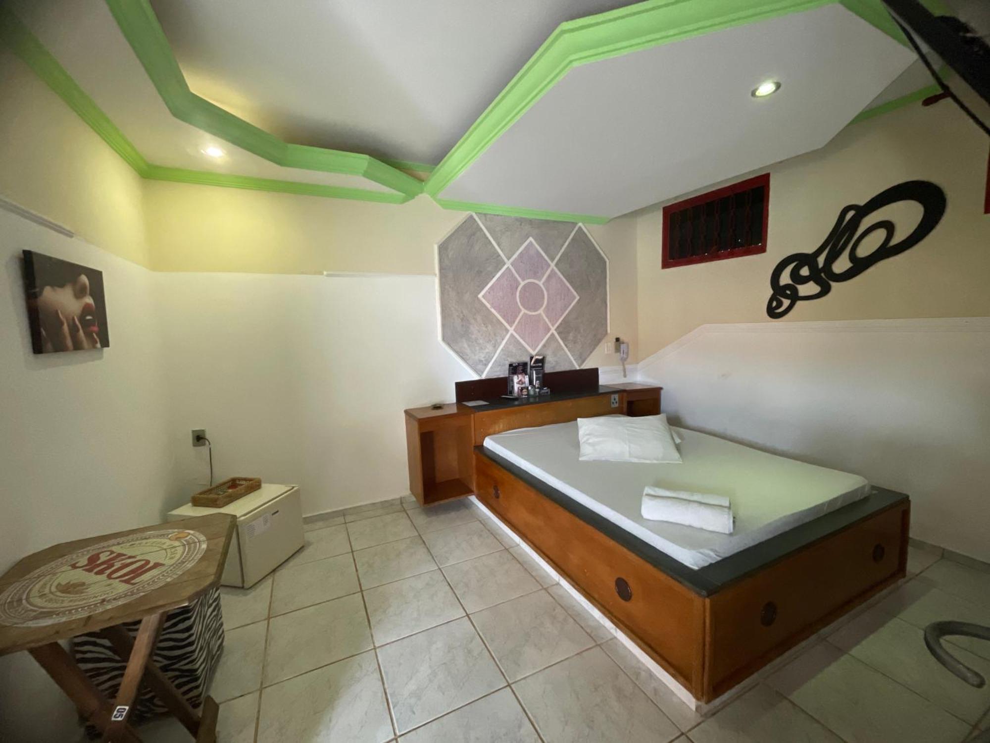 הולמברה Lux Motel מראה חיצוני תמונה