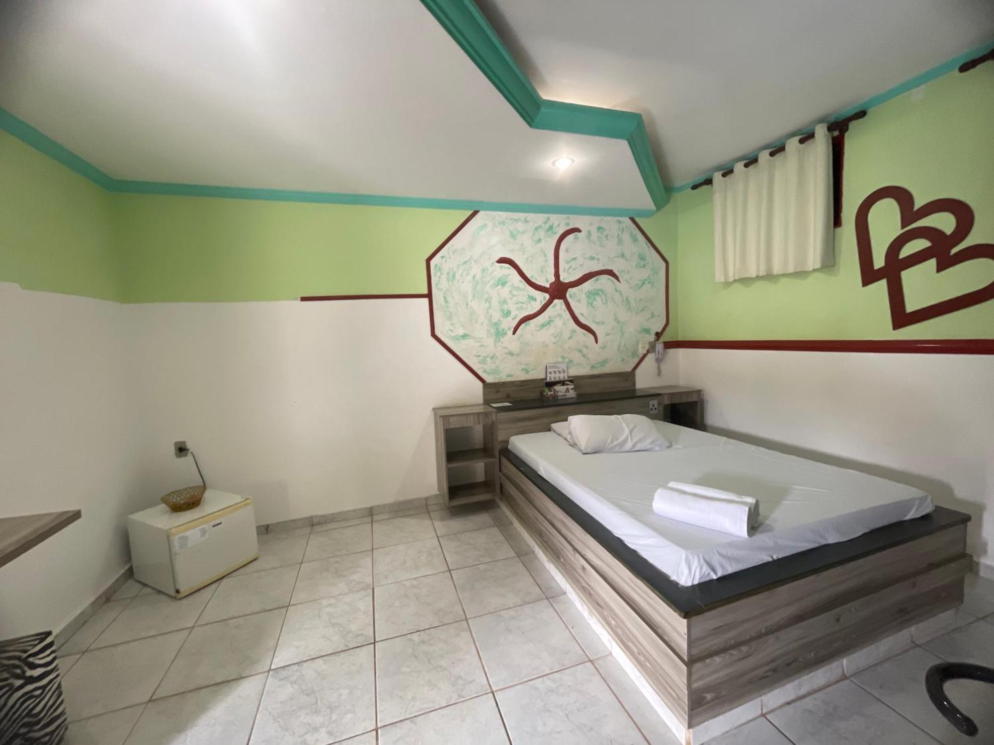 הולמברה Lux Motel מראה חיצוני תמונה