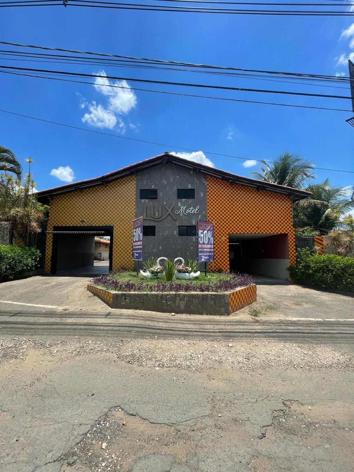 הולמברה Lux Motel מראה חיצוני תמונה